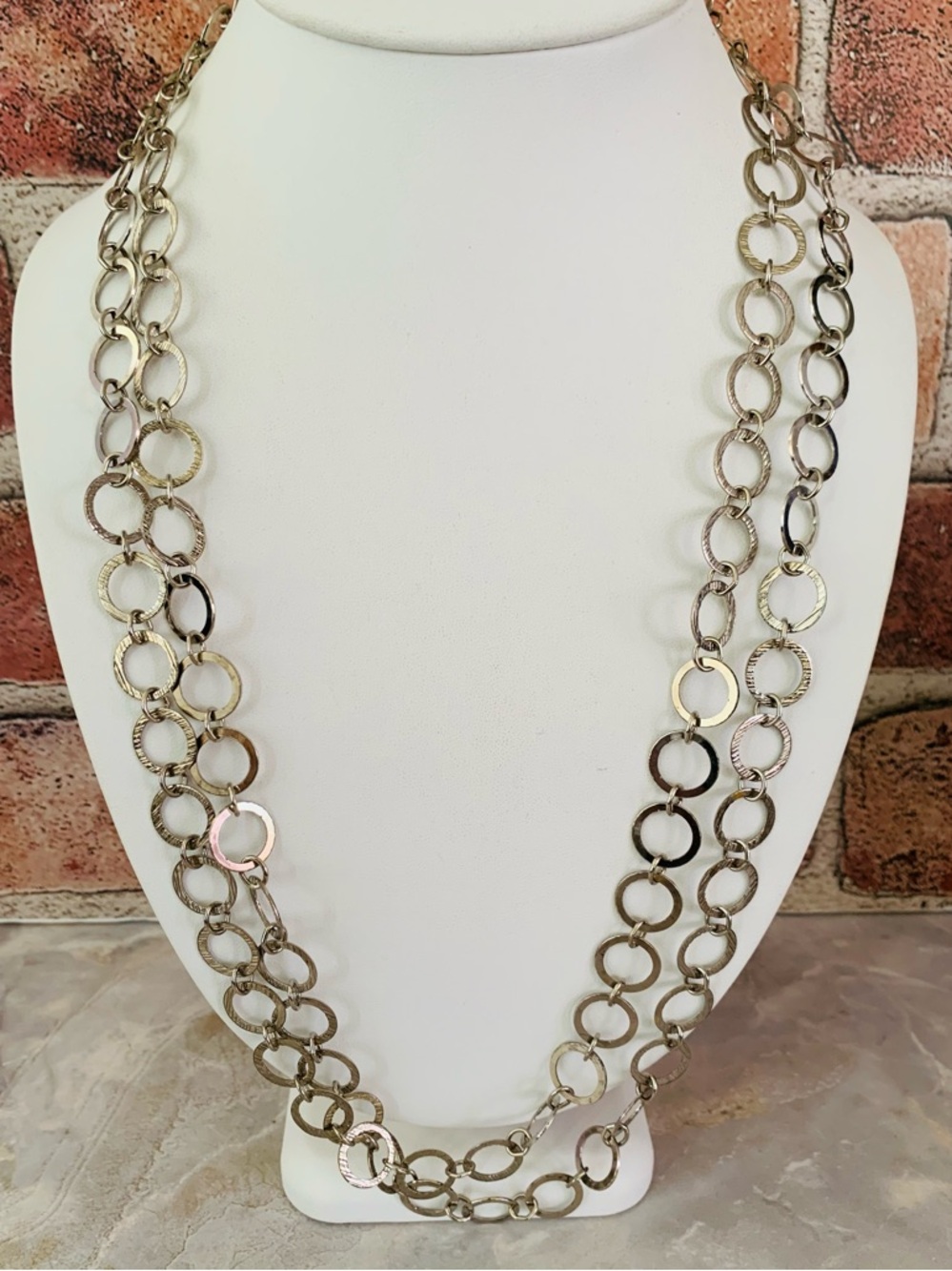 Silver Circle Link Necklace